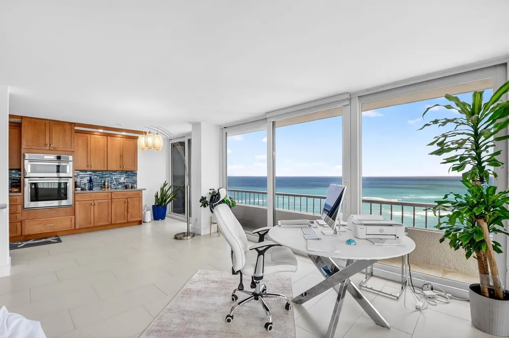5540 Ocean Drive #9b Singer Island, FL 33404