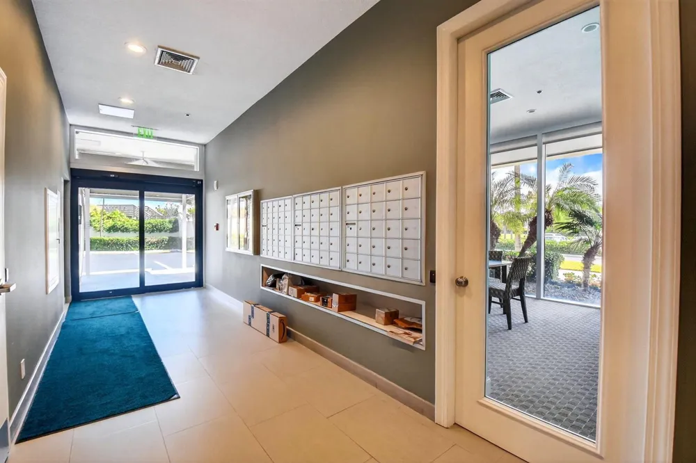 5540 Ocean Drive #9b Singer Island, FL 33404