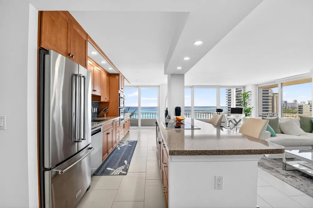 5540 Ocean Drive #9b Singer Island, FL 33404