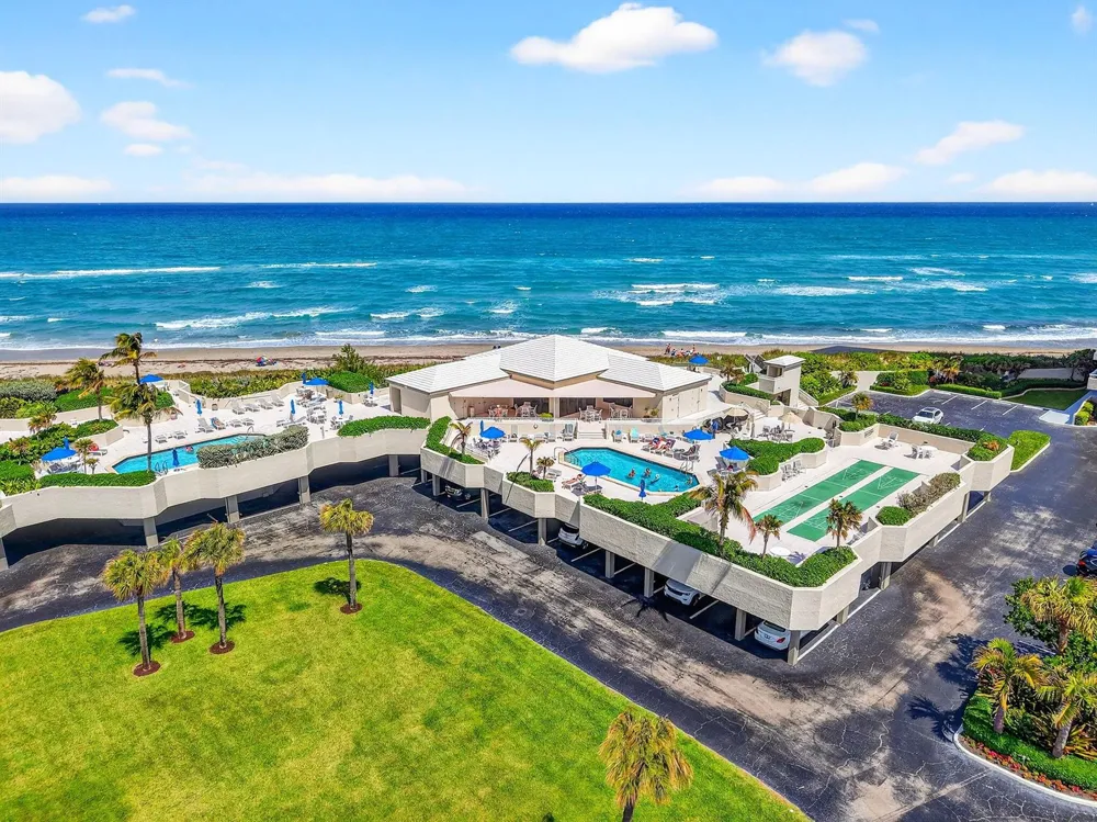 5540 Ocean Drive #9b Singer Island, FL 33404