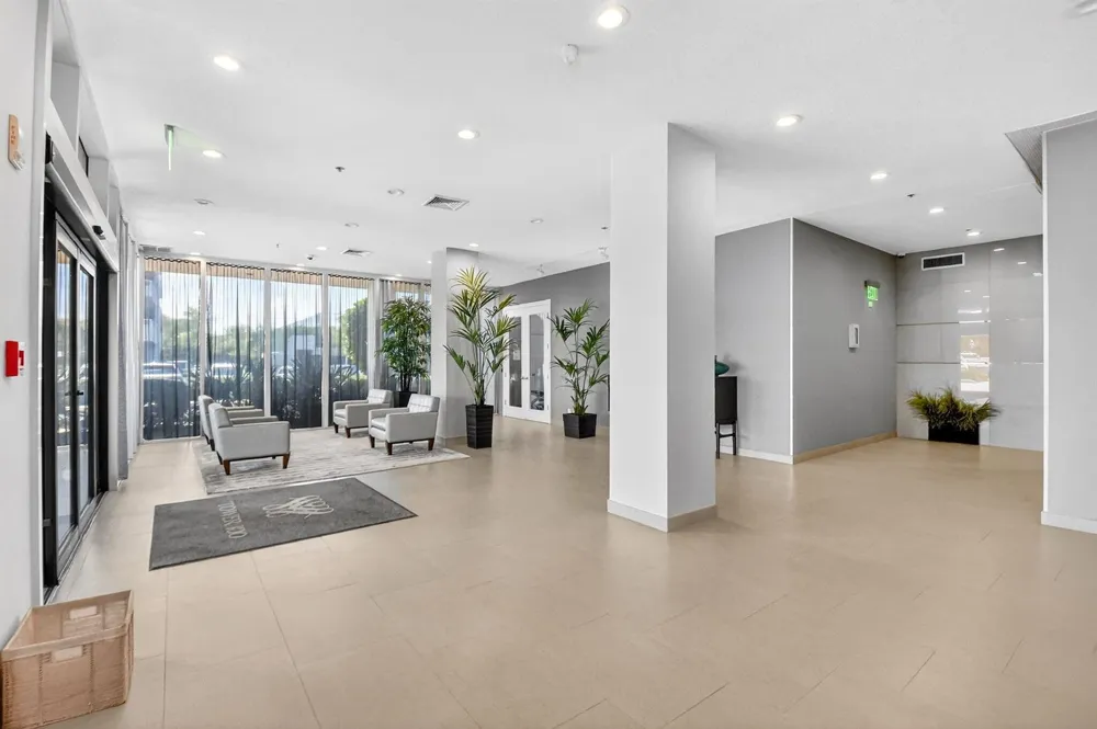 5540 Ocean Drive #9b Singer Island, FL 33404