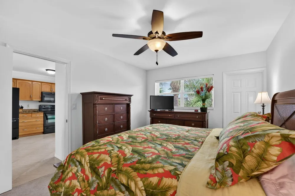 1166 Hillsboro Mile #26 Hillsboro Beach, FL 33062