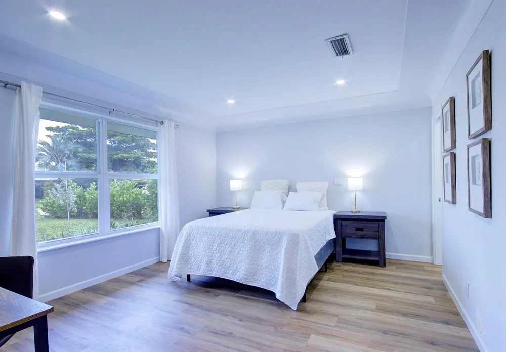 1950 NE 30th Street Lighthouse Point, FL 33064