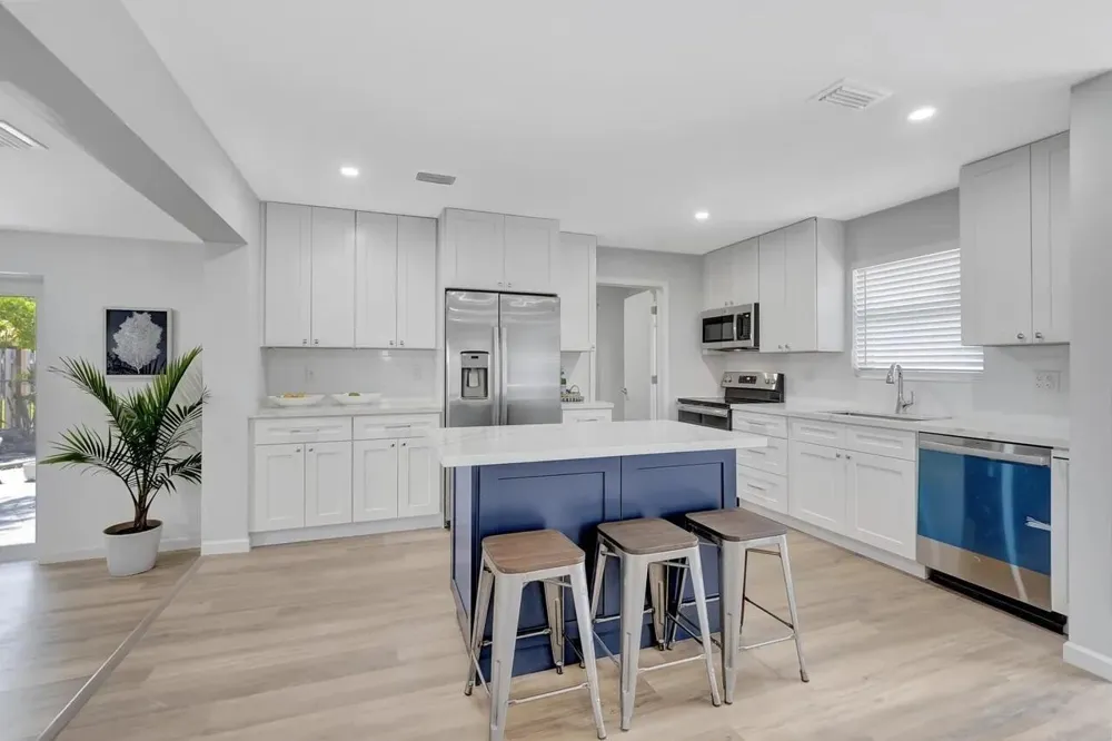1950 NE 30th Street Lighthouse Point, FL 33064