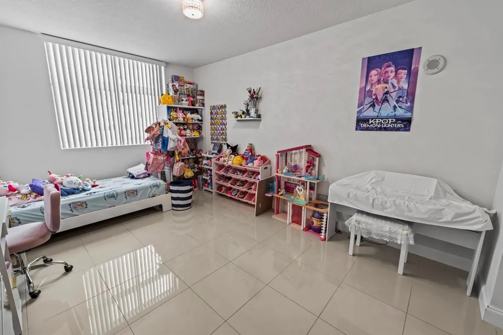 140 S Dixie Highway #512 Hollywood, FL 33020