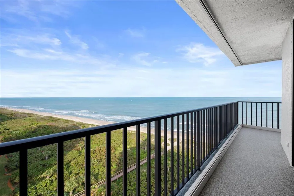 3120 Hwy A1a #1401 Hutchinson Island, FL 34949