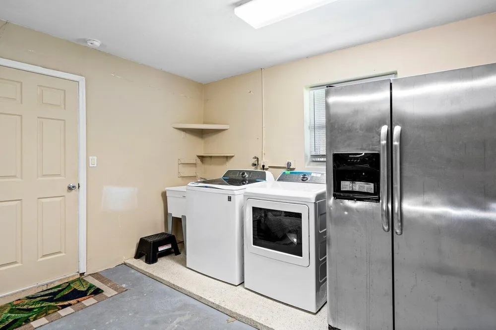 5221 NE 26th Avenue Lighthouse Point, FL 33064