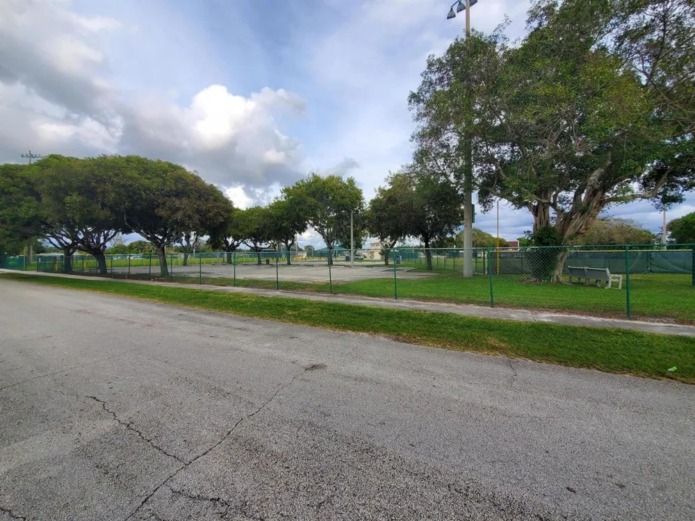 210 NW 13th Avenue Delray Beach, FL 33444