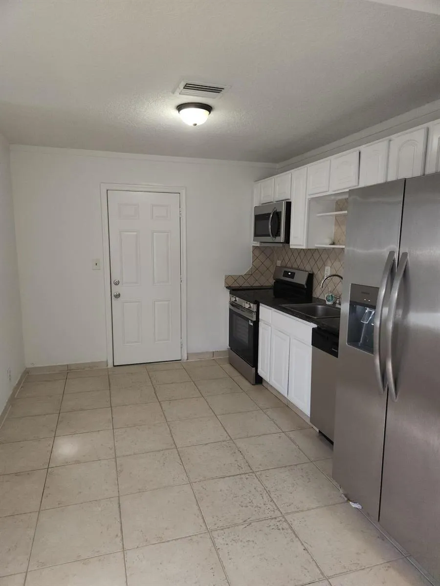 210 NW 13th Avenue Delray Beach, FL 33444