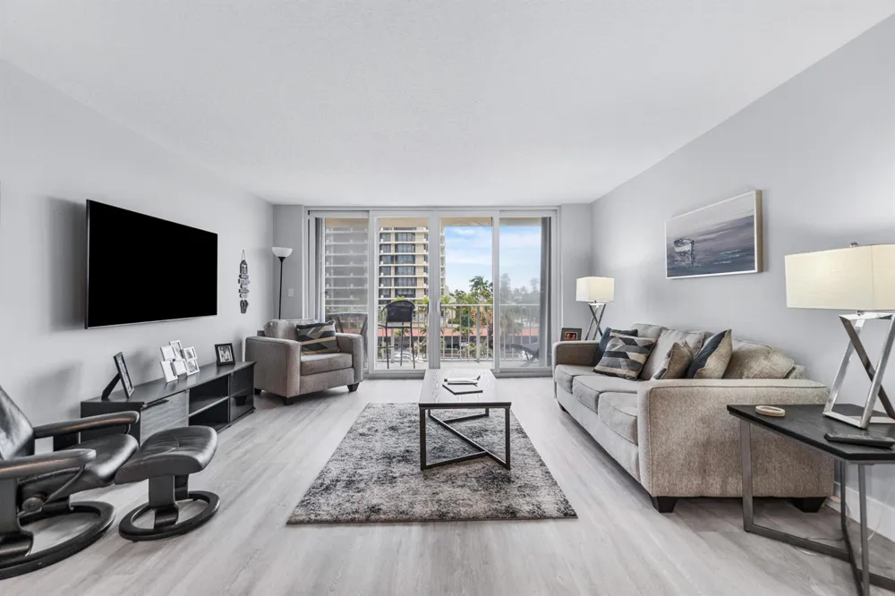 630 Ocean Drive #410 Juno Beach, FL 33408