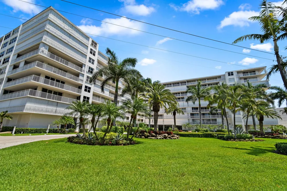 3546 S Ocean Boulevard #420 South Palm Beach, FL 33480