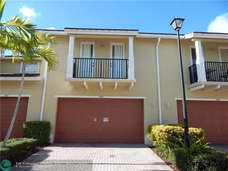 4720 Mimosa Place #909 Coconut Creek, FL 33073