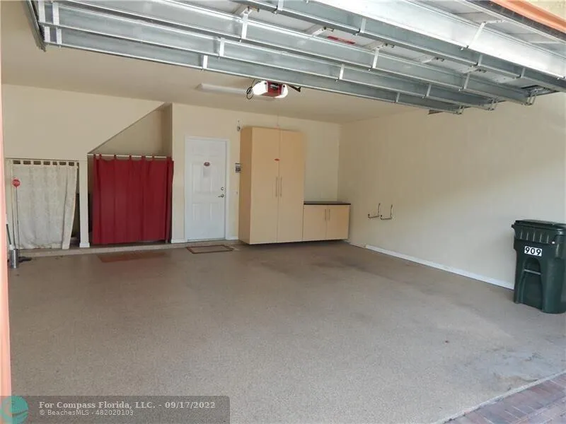 4720 Mimosa Place #909 Coconut Creek, FL 33073