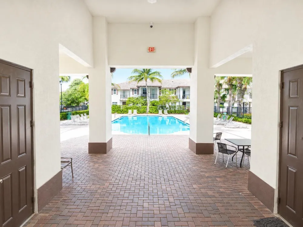 4720 Mimosa Place #909 Coconut Creek, FL 33073