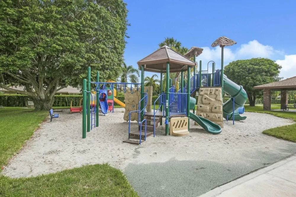 181 Atlantis Boulevard #C Atlantis, FL 33462