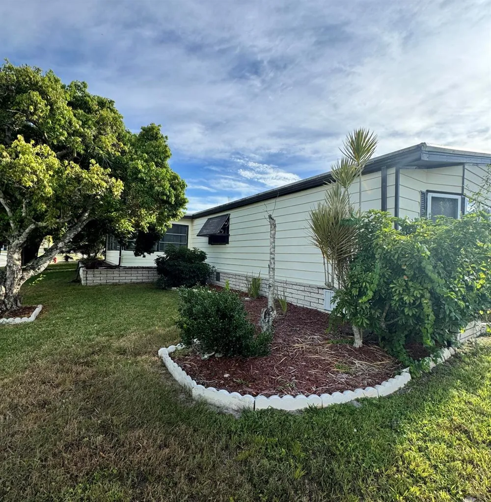 1 Grande Camino Court Fort Pierce, FL 34951