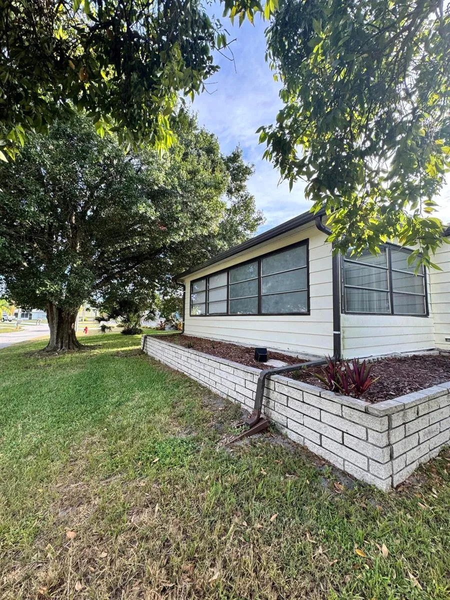 1 Grande Camino Court Fort Pierce, FL 34951