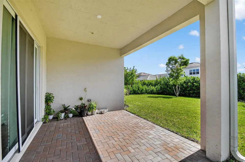 5632 Liberty Lane Westlake, FL 33470