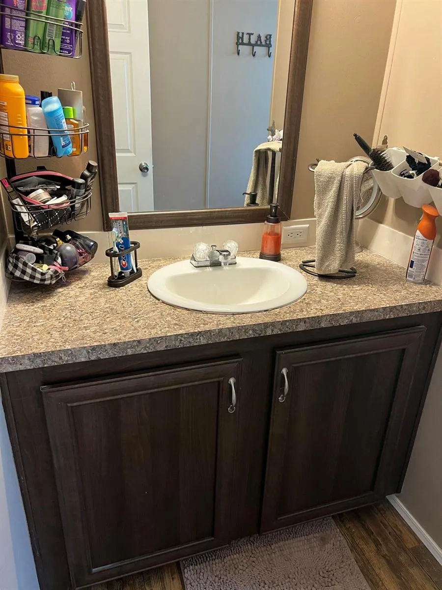 15367 NW 296th Street Okeechobee, FL 34972