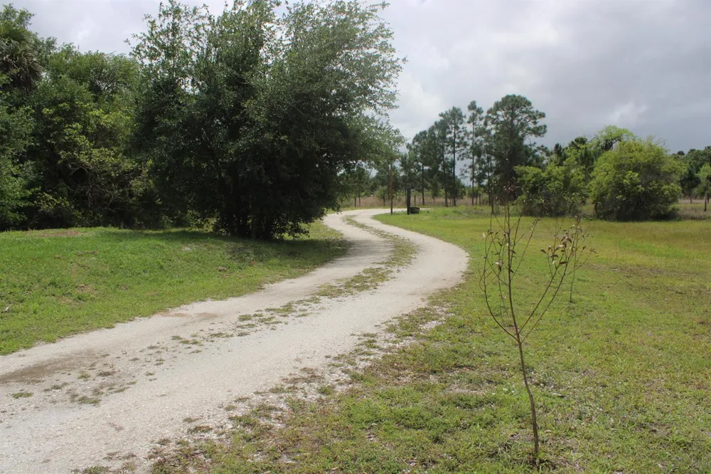 15367 NW 296th Street Okeechobee, FL 34972