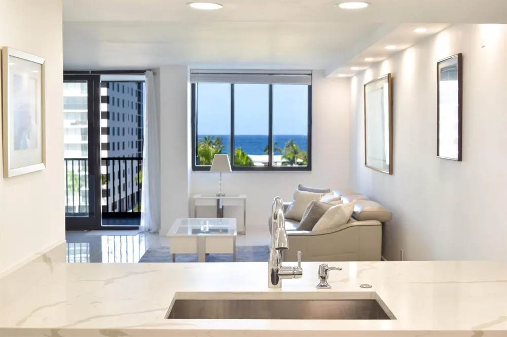 3420 S Ocean Boulevard #7o Highland Beach, FL 33487