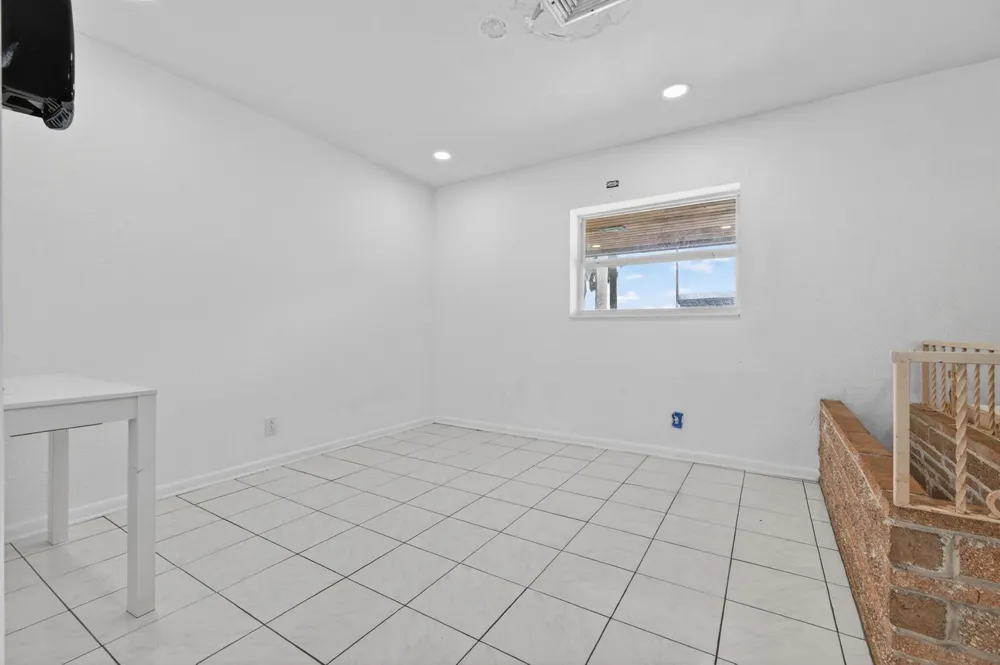 360 Kismet Avenue Pahokee, FL 33476
