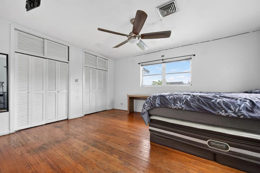 360 Kismet Avenue Pahokee, FL 33476