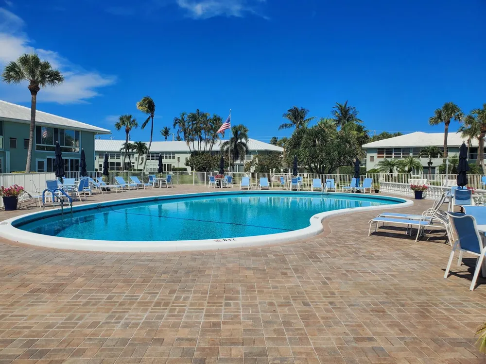 5530 Ocean Boulevard #106 Ocean Ridge, FL 33435