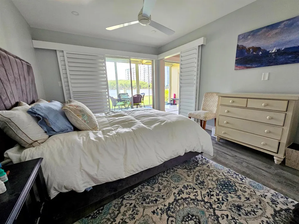 5530 Ocean Boulevard #106 Ocean Ridge, FL 33435