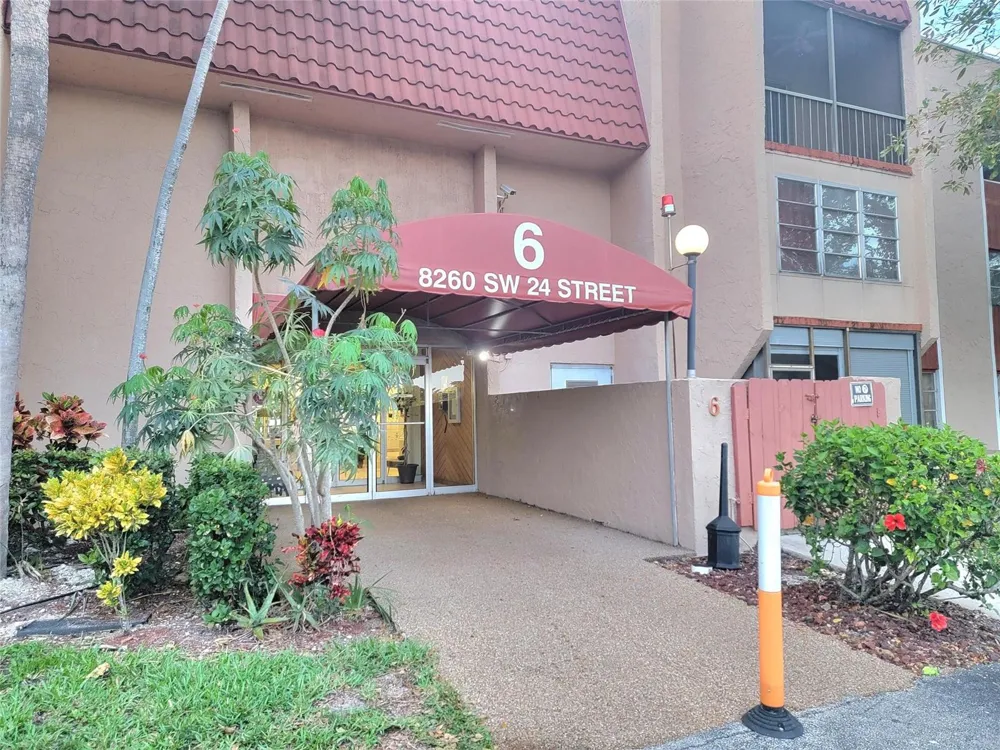 8260 SW 24th Street #6203 North Lauderdale, FL 33068