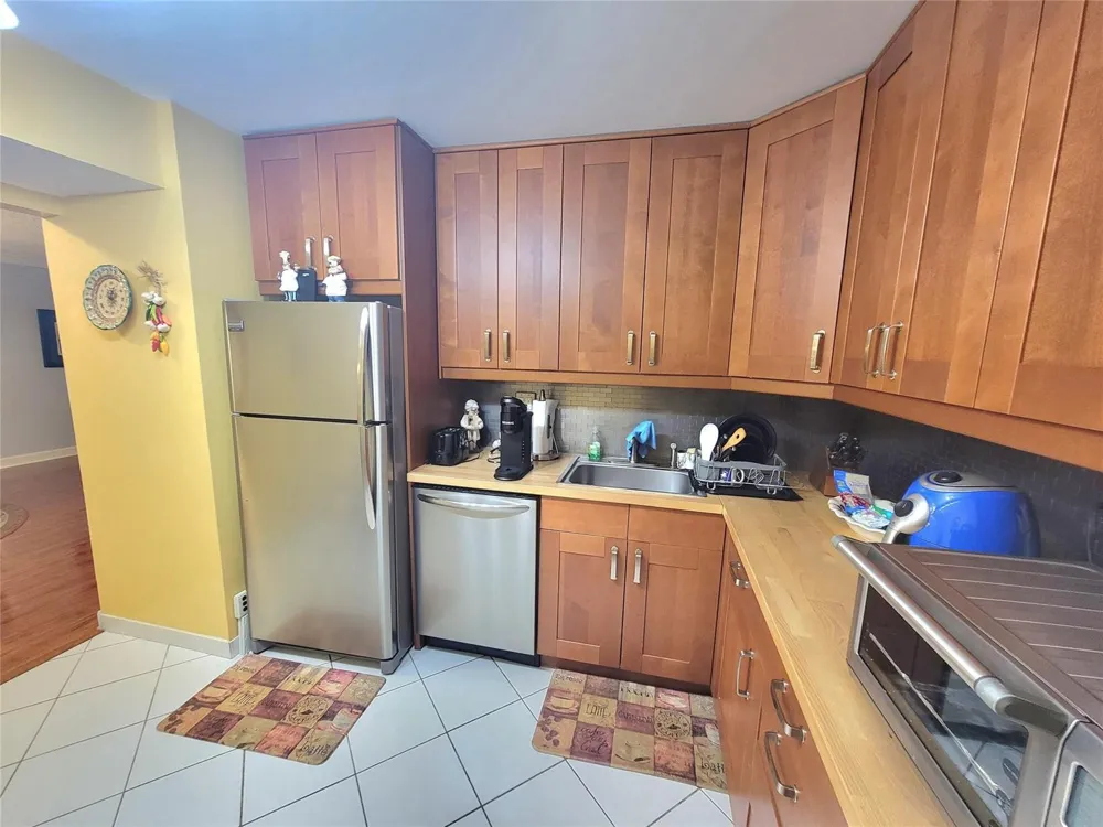 8260 SW 24th Street #6203 North Lauderdale, FL 33068