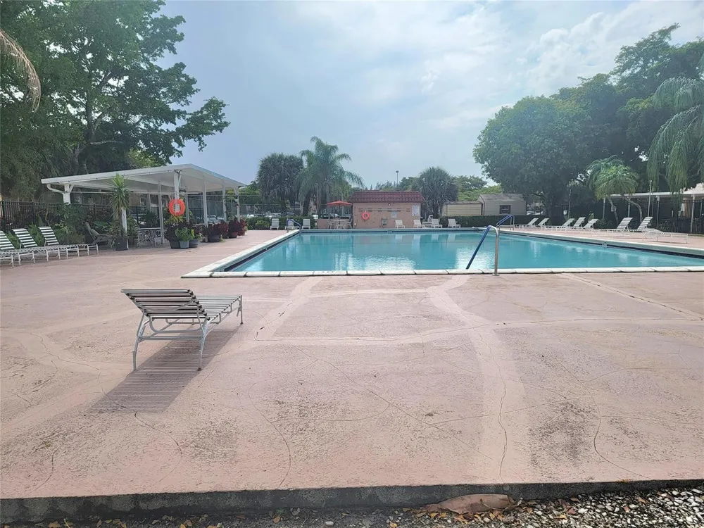 8260 SW 24th Street #6203 North Lauderdale, FL 33068