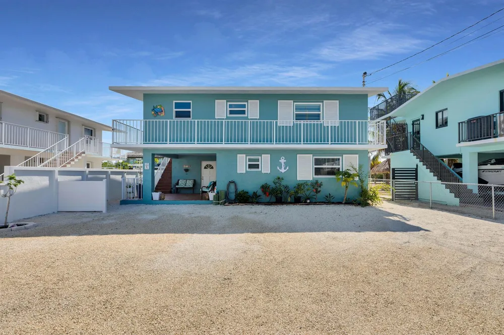 180 La Paloma Road Key Largo, FL 33037