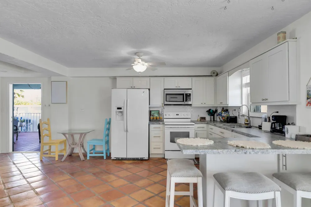 180 La Paloma Road Key Largo, FL 33037