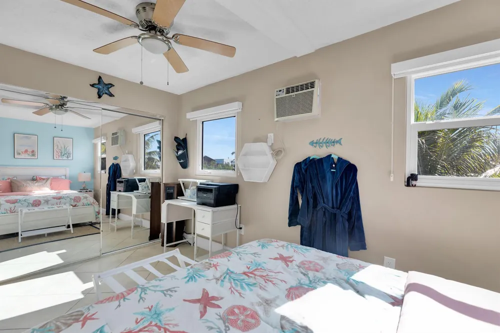 180 La Paloma Road Key Largo, FL 33037