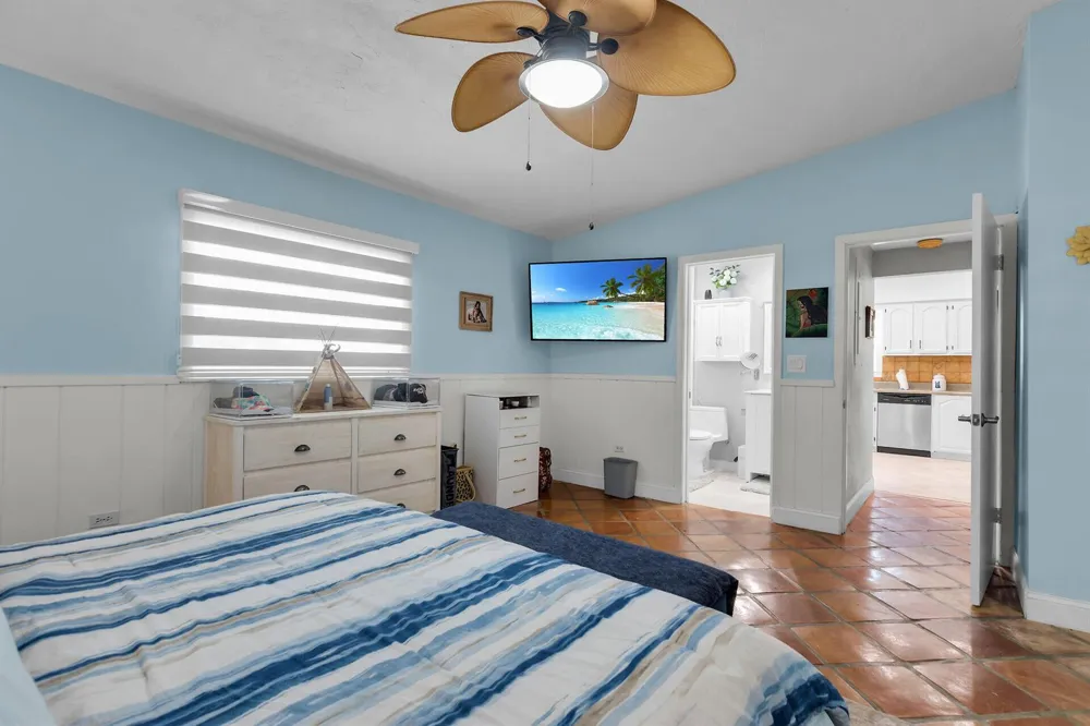 180 La Paloma Road Key Largo, FL 33037