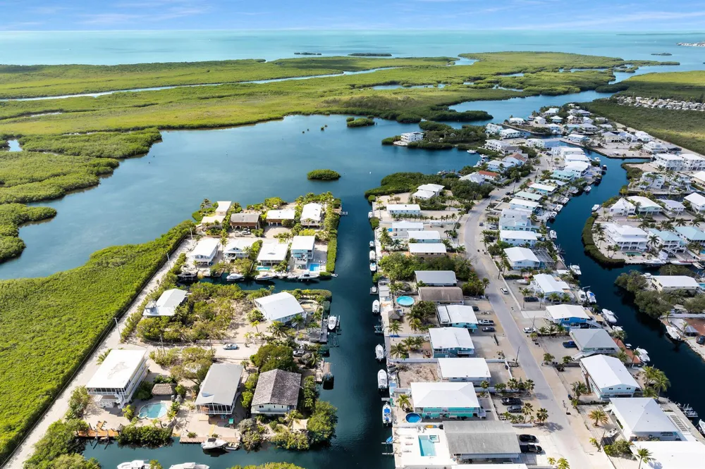 180 La Paloma Road Key Largo, FL 33037