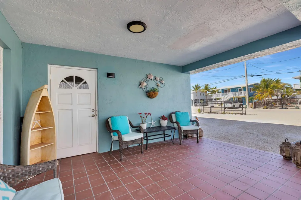 180 La Paloma Road Key Largo, FL 33037