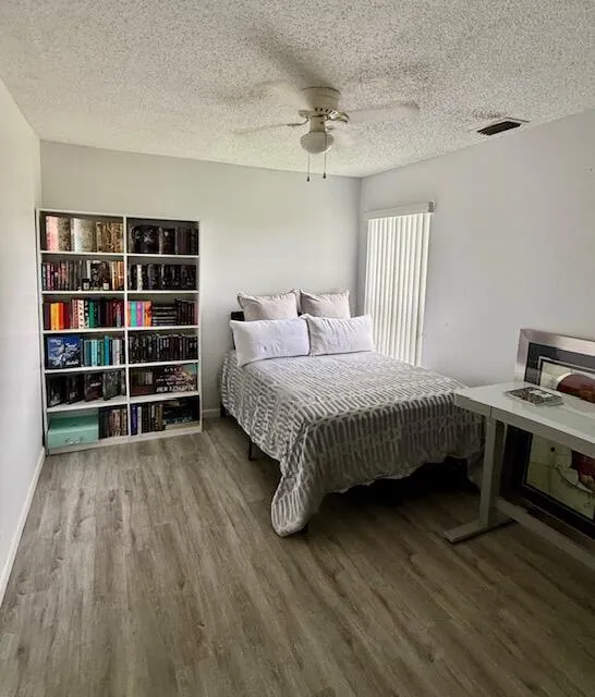 1803 Waterview Circle Palm Springs, FL 33461