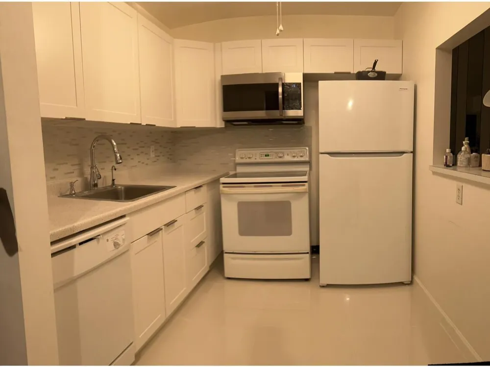 700 Village Green Court #302 Palm Springs, FL 33461