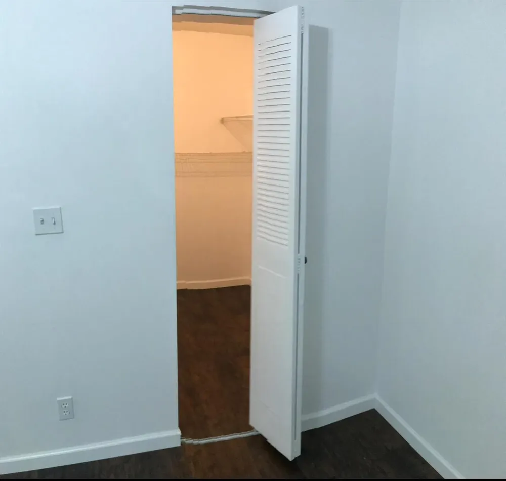 700 Village Green Court #302 Palm Springs, FL 33461