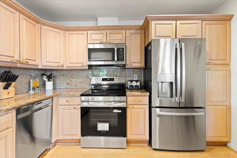 233 Rio Vista Circle #233 Atlantis, FL 33462