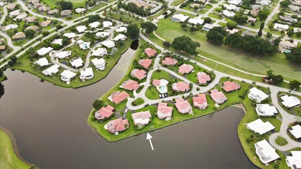 233 Rio Vista Circle #233 Atlantis, FL 33462