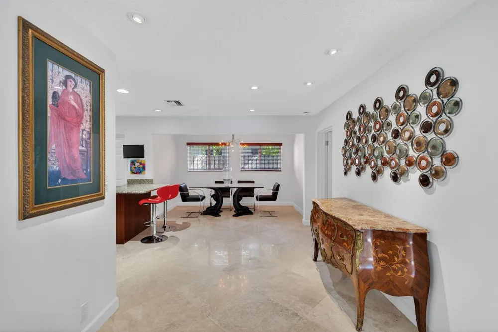 2300 NE 16th Avenue Wilton Manors, FL 33305
