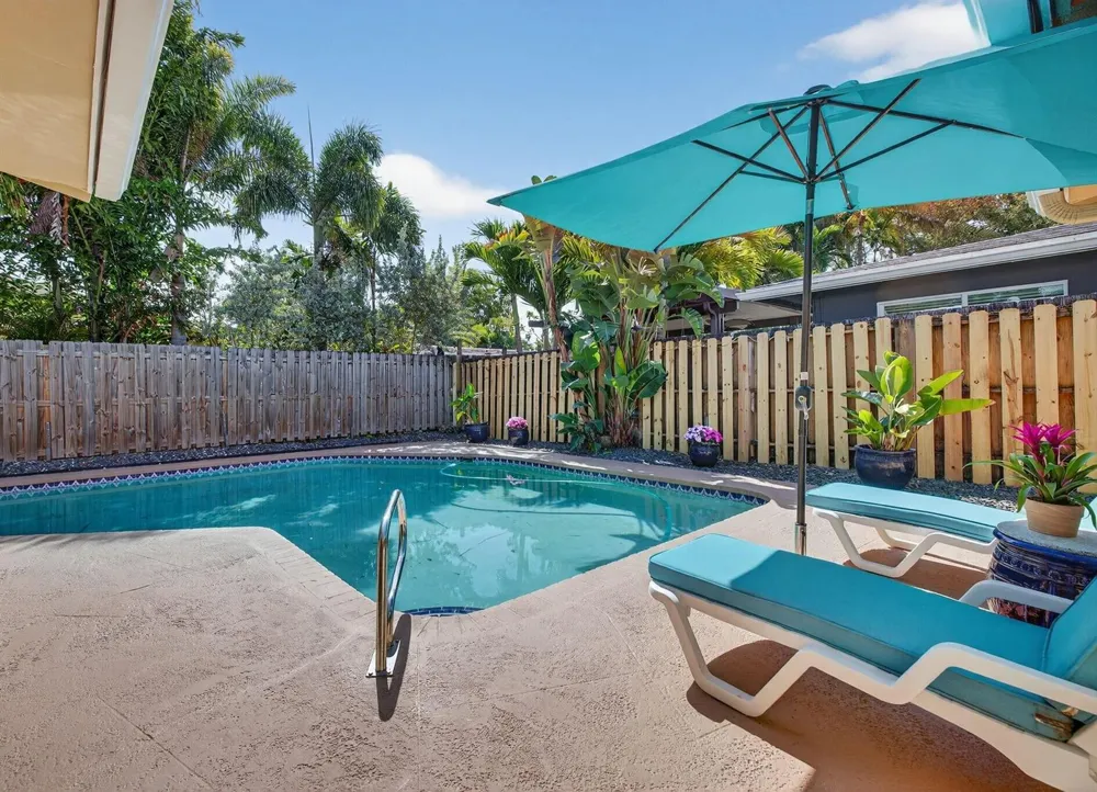 2300 NE 16th Avenue Wilton Manors, FL 33305