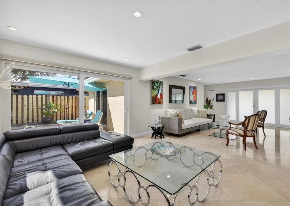 2300 NE 16th Avenue Wilton Manors, FL 33305