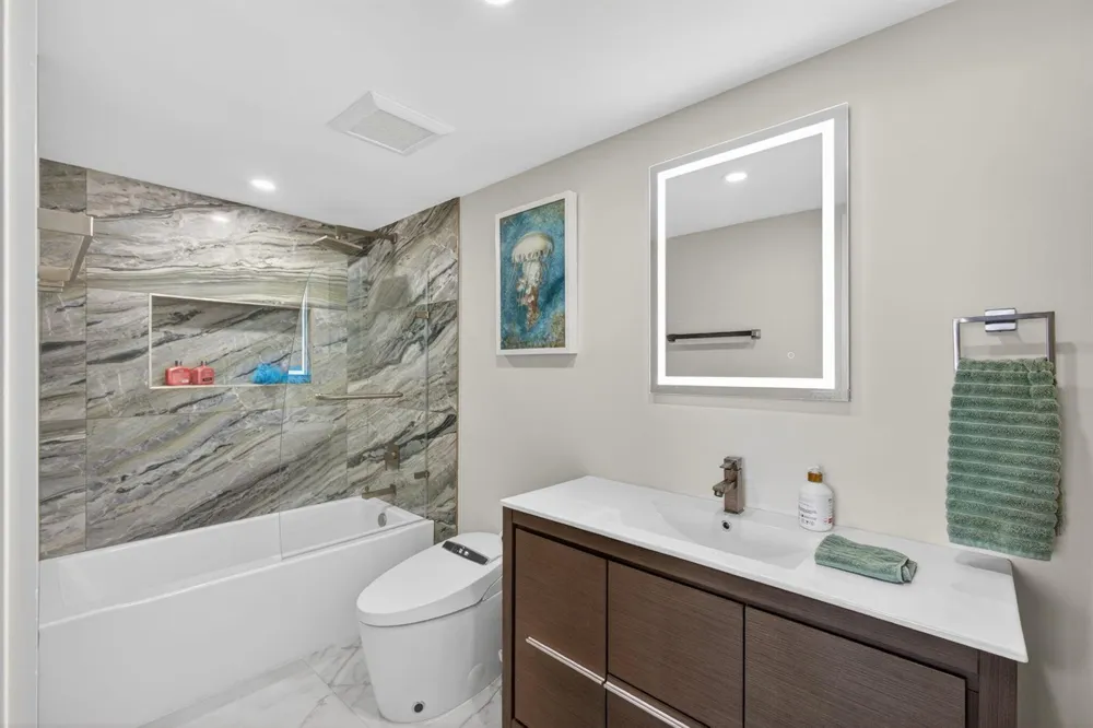 4100 Ocean Drive #1201 Singer Island, FL 33404