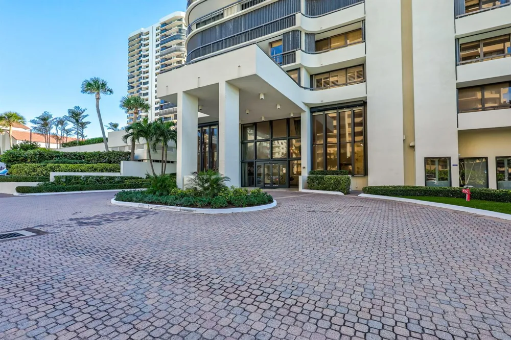 4100 Ocean Drive #1201 Singer Island, FL 33404