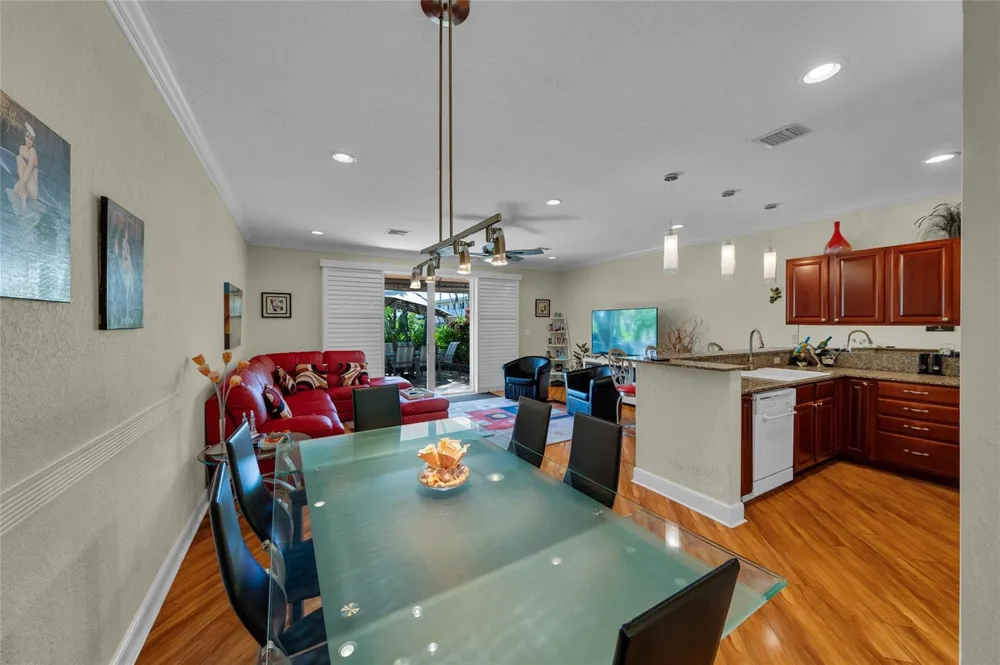1327 SE 3rd Avenue Pompano Beach, FL 33060