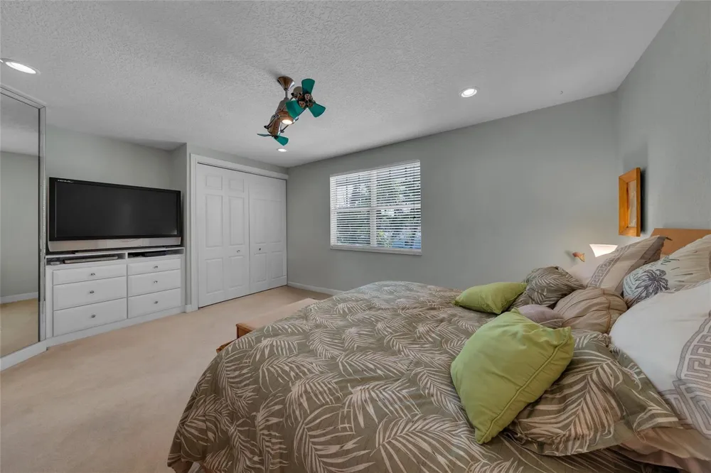 1327 SE 3rd Avenue Pompano Beach, FL 33060
